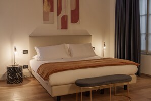 Economy Apartment, 2 Bedrooms | Iron/ironing board, free WiFi - Palazzo Odescalchi by Wonderful Italy (Como)