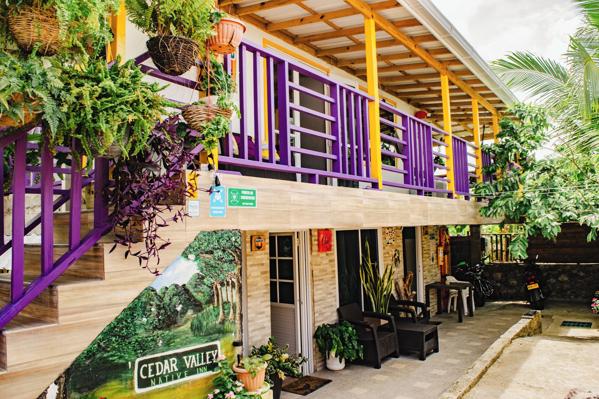 Vista frontal de la propiedad