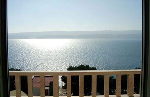 Property grounds - Holiday flat with balcony (Stanići)