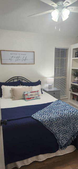 4 bedrooms, iron/ironing board, travel crib, free WiFi