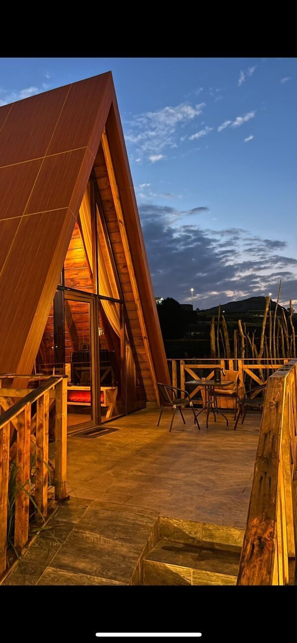 Room, City View | City view