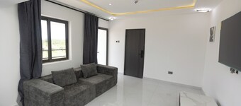 MABIZA APARTMENTS -Enchanting Serviced Apartment and Hotel