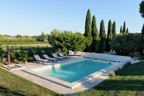 Pool - 4* apartment at Château Juliette Winery Chalet (Tresques)