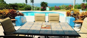 La Grande Princesse Deja Blue