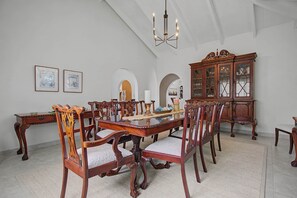 Dining - La Grande Princesse Deja Blue (Christiansted)