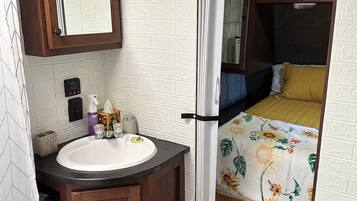 1 bedroom, iron/ironing board, free WiFi, bed sheets