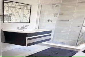 Towels, soap, toilet paper