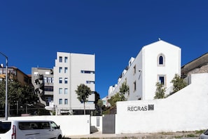 واجهة المنشأة