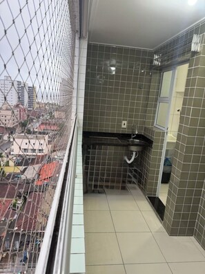 Interior - Apartment in Praia Grande with parking, close to the sea (Praia Grande)