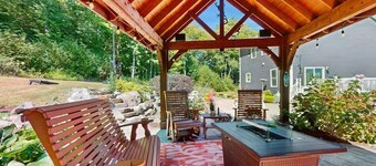 S'mores Studio Hideaway