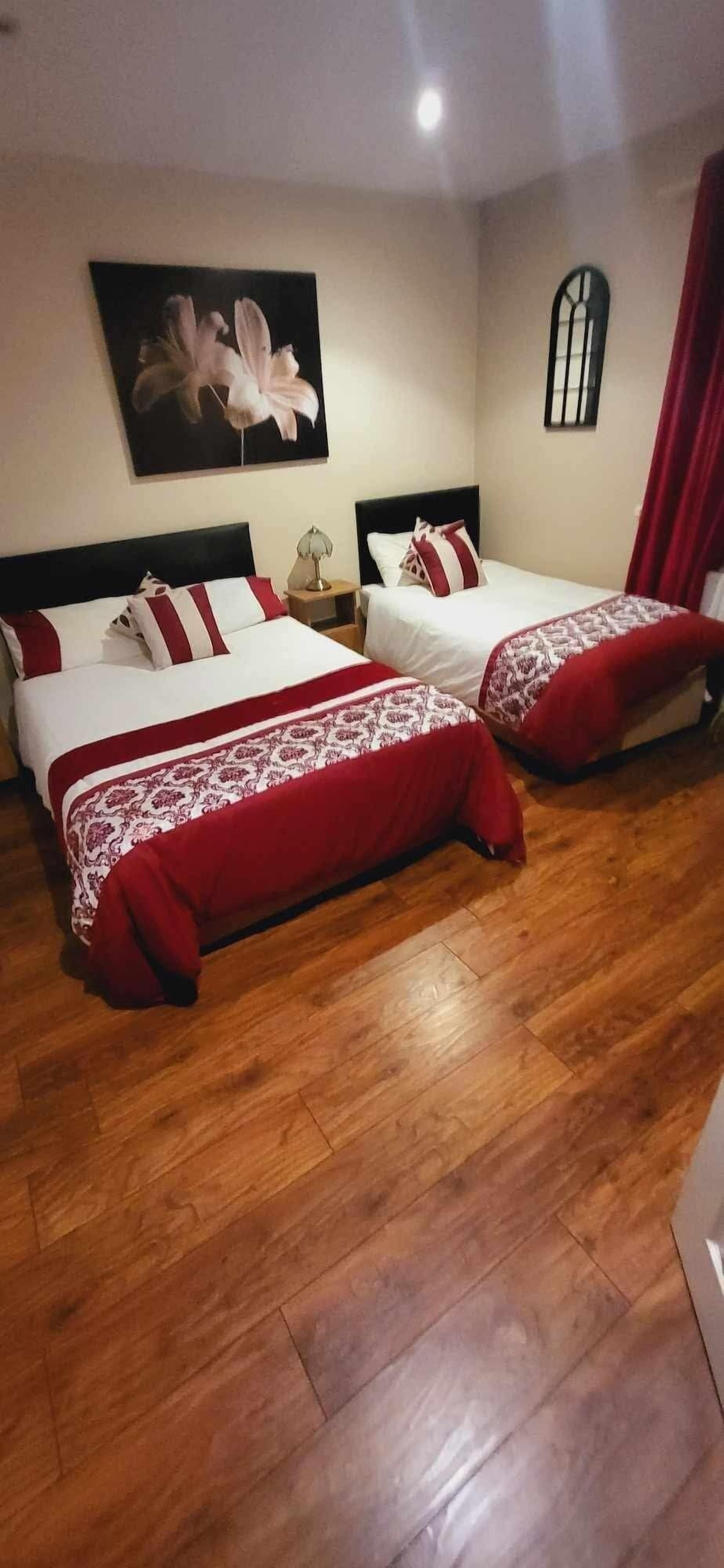 豪華雙人房 | 熨斗/熨衣板