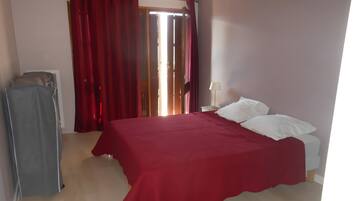 2 Schlafzimmer, Bügeleisen/Bügelbrett, WLAN