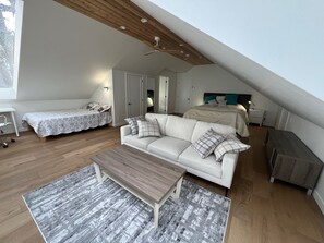 1 bedroom, desk, iron/ironing board, free WiFi