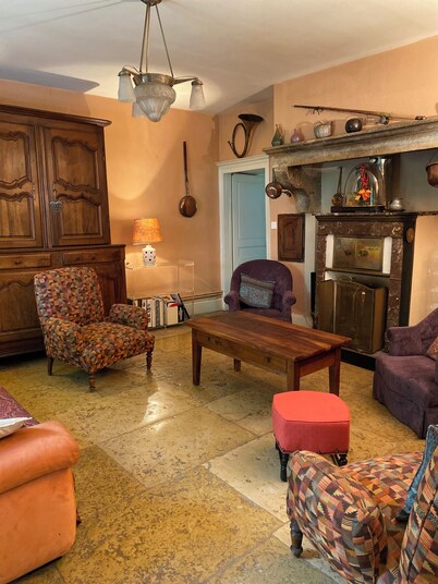 Large family home in the country - sleeps 8