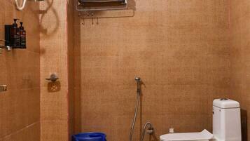 Shower, free toiletries, towels, soap