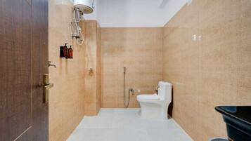 Shower, free toiletries, towels, soap