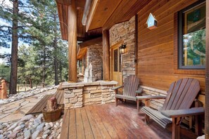 Terrace/patio - Wildcat Canyon Retreat | Epic Deck + Views (La Plata County)