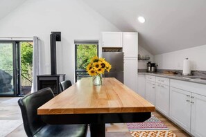 Fridge, microwave, oven, cookware/dishes/utensils