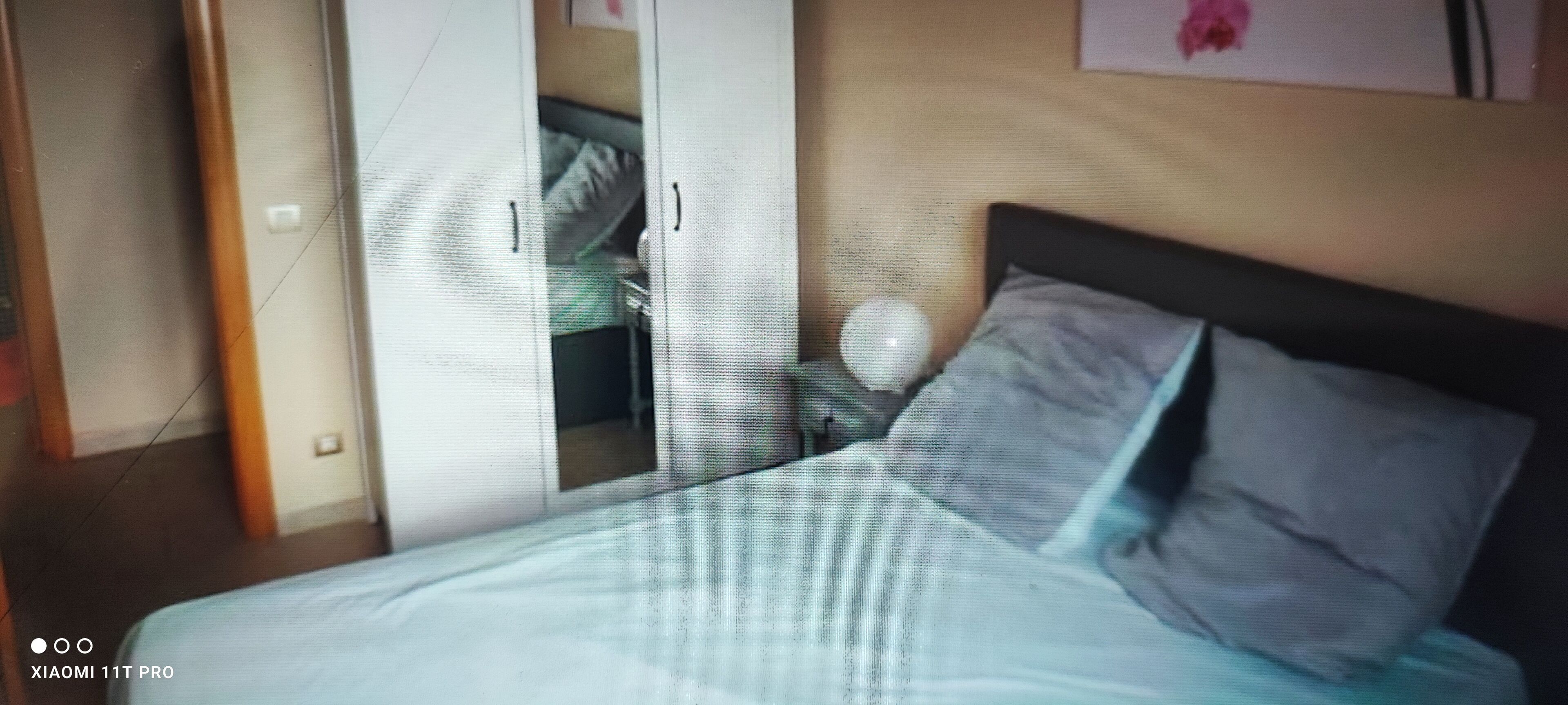 3 slaapkamers, een strijkplank/strijkijzer, wifi, beddengoed