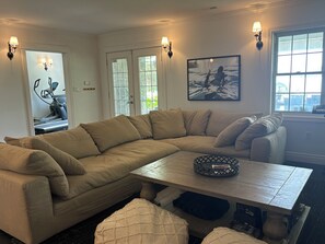 Téléviseur connecté, foyer