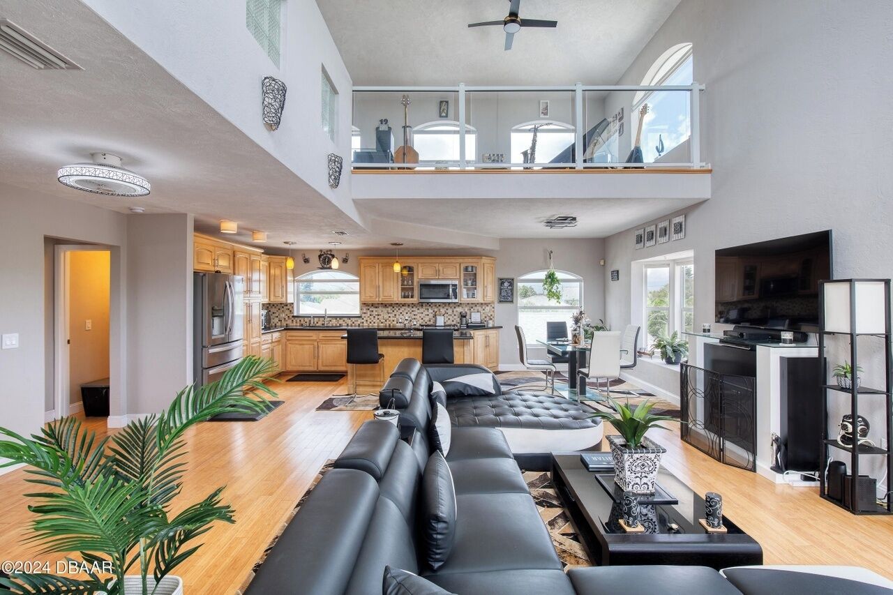 TV connectée, cheminée