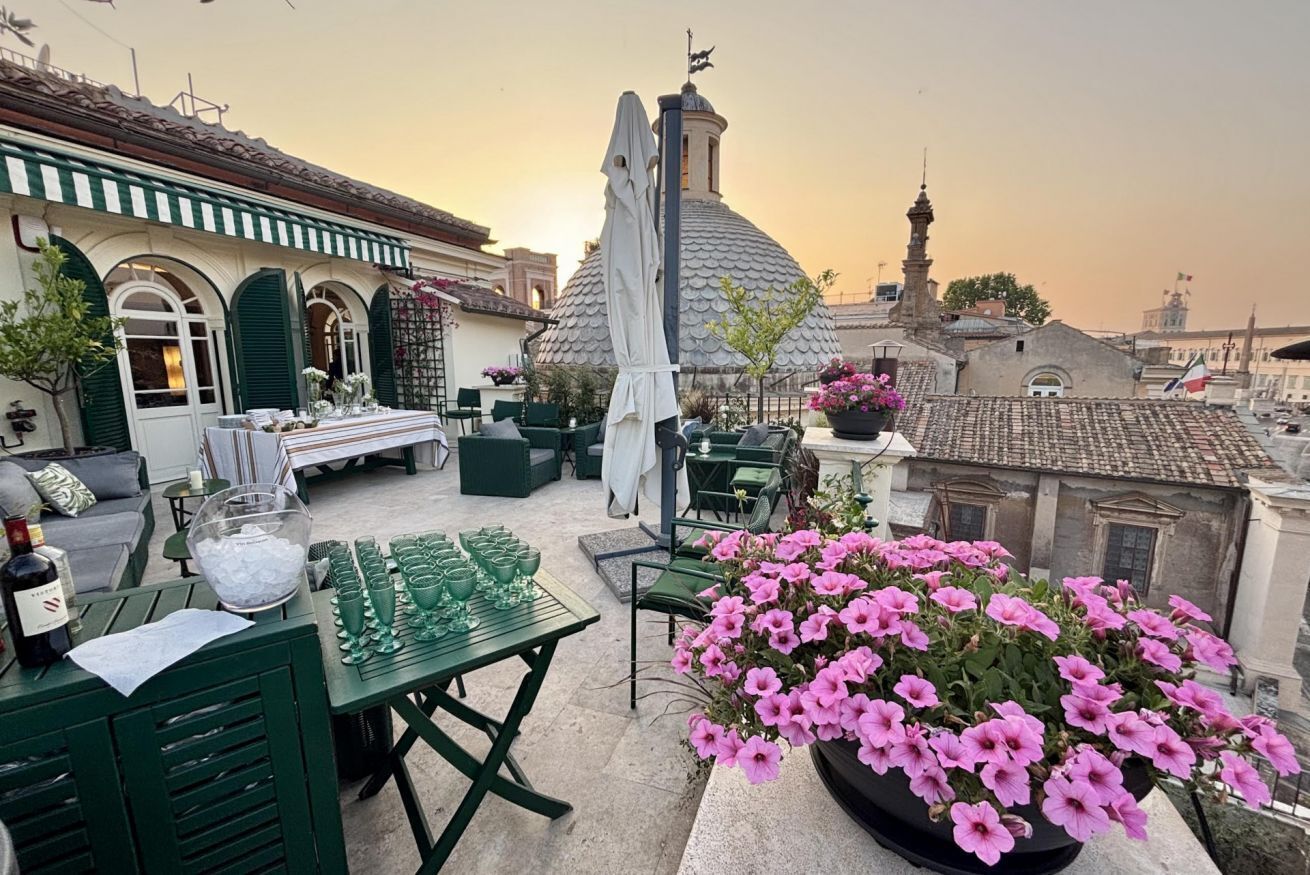 屋外ダイニングエリア