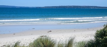 Pearl Jervis Bay - Luxury with Swimming Pool