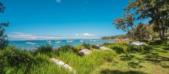 Banksia Cottage - Pet Friendly Waterfront