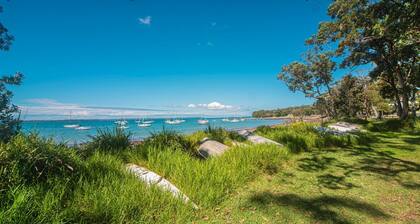 Banksia Cottage - Pet Friendly Waterfront