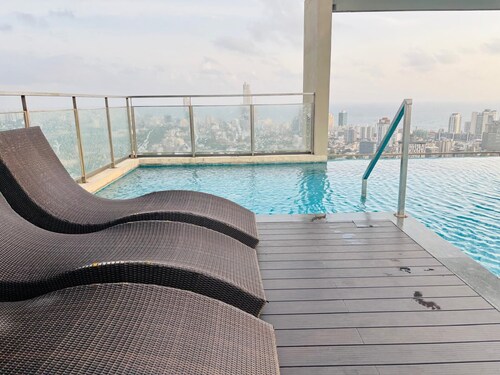 Yara Colombo-Two Bedroom luxury Condo in Colombo