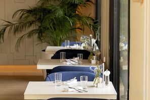 Dining - Hotel Hospes Maricel & Spa (Ca's Catala)