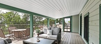 Spacious 4-bedroom house with chef's kitchen - Historic Belgrade Village