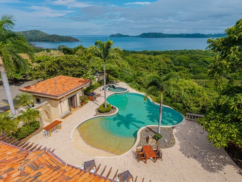 D3: Penthouse de Luna