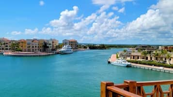Apartment, 2 Bedrooms, Oceanfront | Terrace/patio