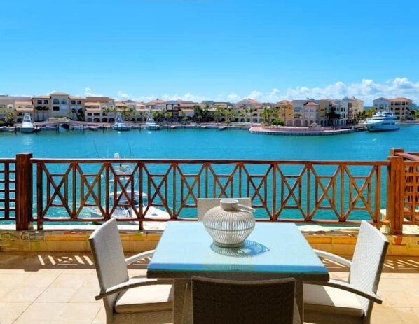 Apartment, 2 Bedrooms, Oceanfront | Terrace/patio