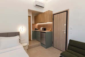Chambre, 1 grand lit, non-fumeurs, cuisine | Cuisine privée