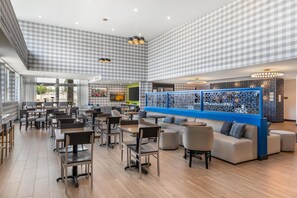 Free daily full breakfast - Best Western Plus Rialto (Rialto)