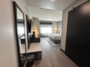 Iron/ironing board - Best Western Plus Rialto (Rialto)