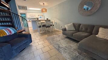 Smart-TV, Videospiele, BĂŒcher