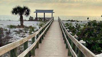 LiegestĂŒhle, StrandtĂŒcher