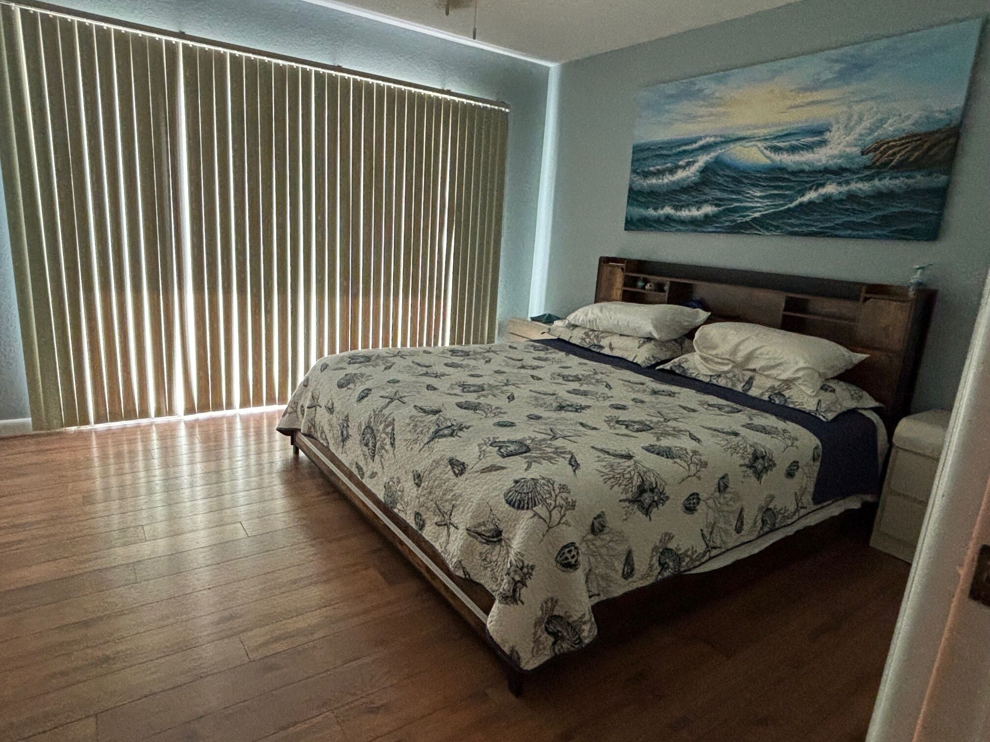 2 bedrooms, iron/ironing board, travel crib, free WiFi