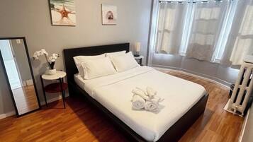 3 chambres, fer et planche à repasser, Wi-Fi gratuit, draps fournis