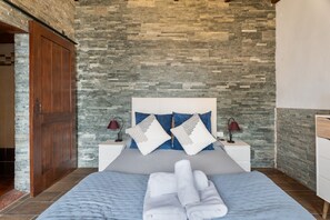 2 bedrooms, iron/ironing board, WiFi, bed sheets - Cruz de Tierno Holiday House - SilboHolidays (Agulo)