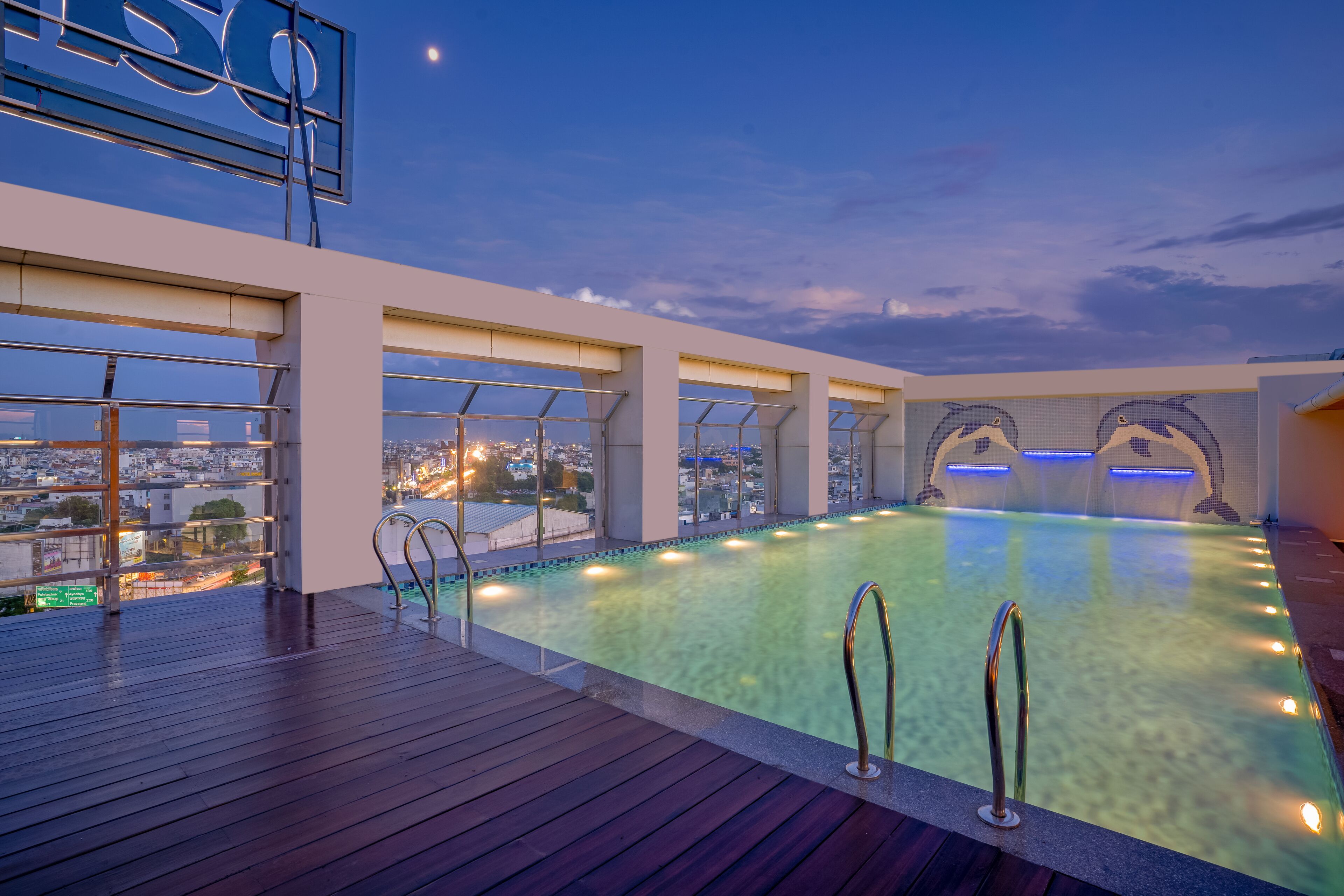 Seasonal outdoor pool