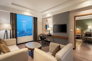 Executive Suite, Smoking | Living area | 32-inch Smart TV with cable channels - Park Inn By Radisson Lucknow Vikas Nagar (Lucknow)