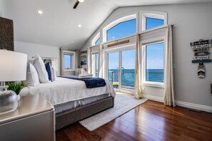Iron/ironing board, WiFi, bed sheets - The Glasswater Lake Estate surrounded by Natural Conservation Areas (Wheatley)