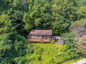 Exterior - Whisper Mountain Retreat (Franklin)