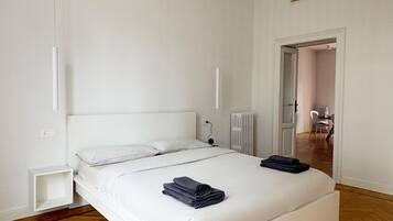 3 habitaciones, tabla de planchar con plancha y wifi gratis