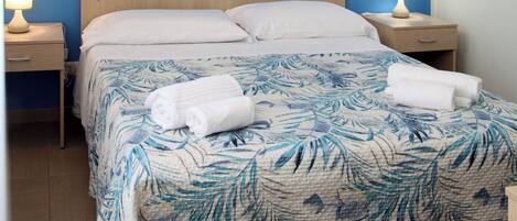 Desk, laptop workspace, free WiFi