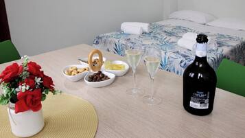 Petit déjeuner composé de spécialités régionales compris tous les jours